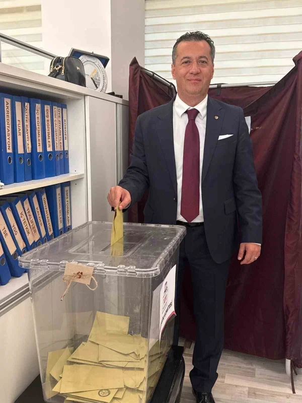 Gemlik GTSO seçimlerinde Hasan Hamaloğlu kazandı