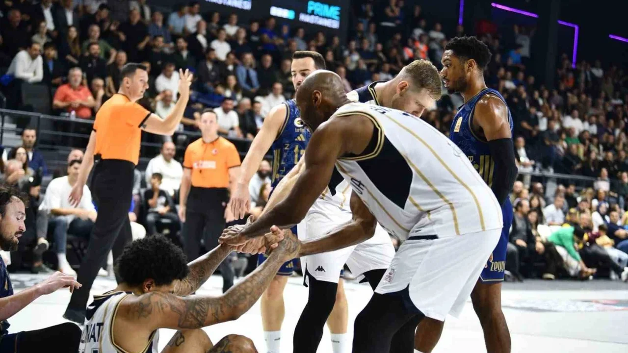 Fenerbahçe Tarfin, Çayırova'da 100-85 kazandı