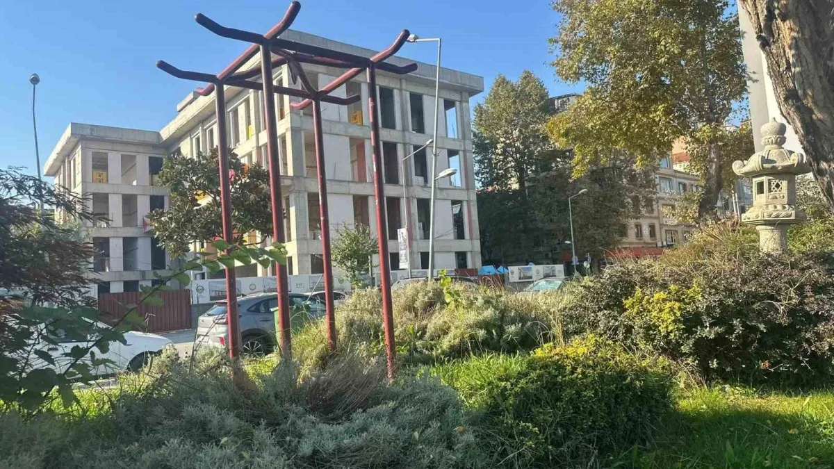 Yalova'da çalınan Japon Barış Çanı hurdacıya satılmış