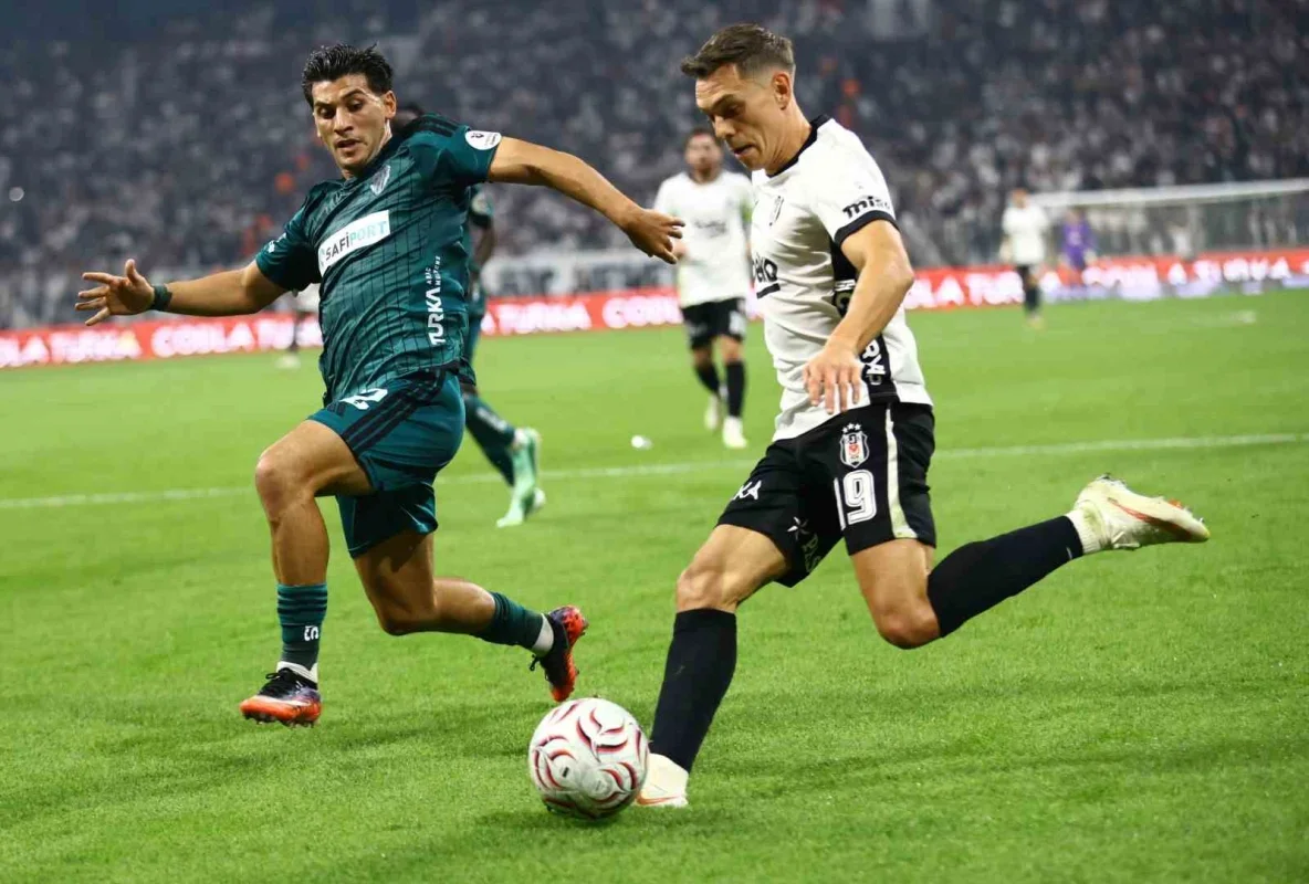 Süper Lig'de Beşiktaş Kocaelispor'u 2-1 yendi