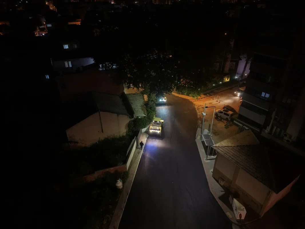 Yıldırım'da 2. Vatan Caddesi'ne 2 bin ton asfalt seriliyor