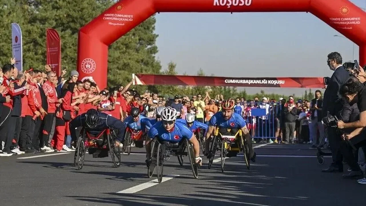 Cumhurbaşkanlığı Yarı Maratonu'nda Bağcılar'dan 5 madalya