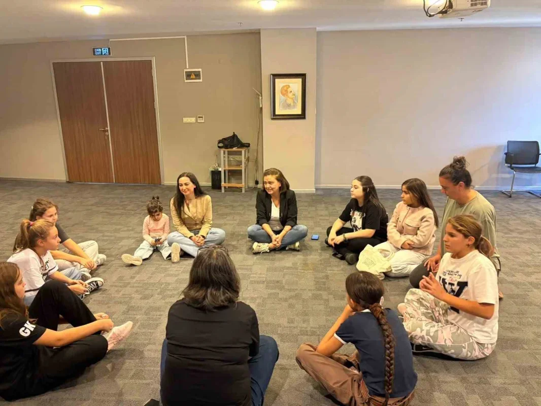 Nilüfer'de kız çocuklarına öz savunma atölyesi