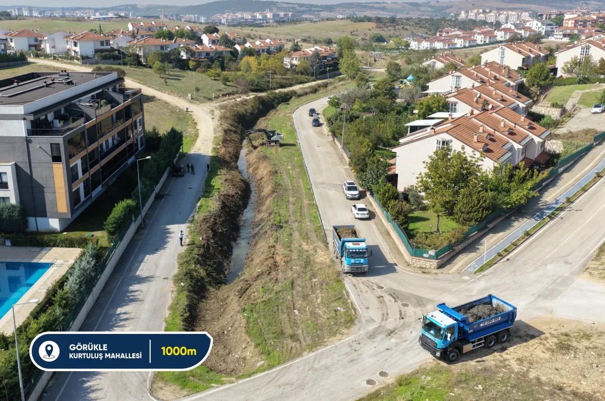 Bursa'da dört ilçede dere temizliği çalışmaları sürüyor