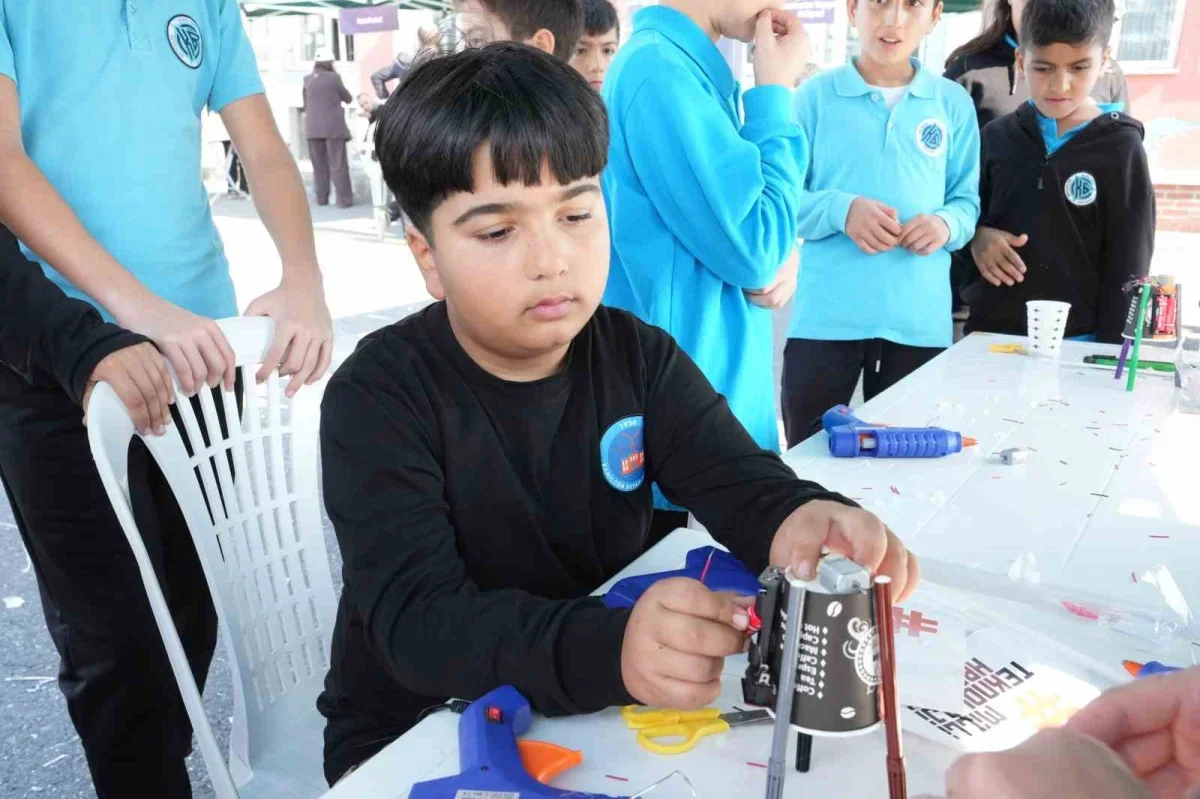 Gaziosmanpaşa'dan köy okullarına bilim atölyesi desteği