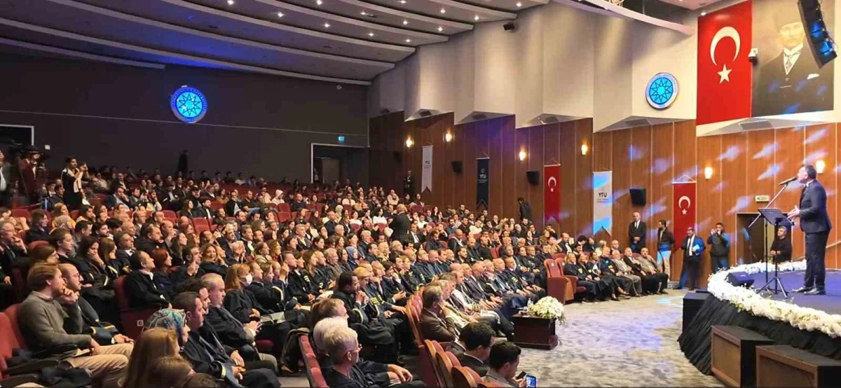 YÖK Başkanı Özvar: Üniversite müfredatları sadeleşmeli