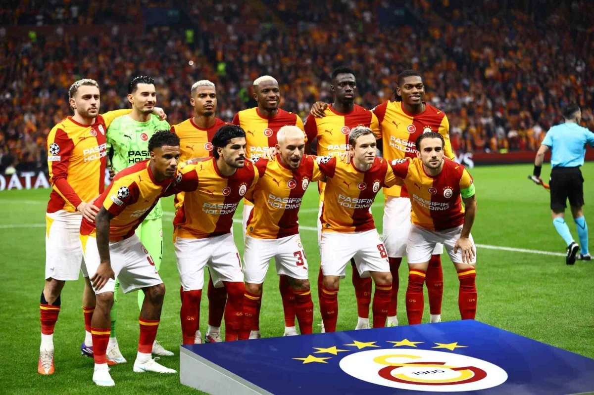 Galatasaray, Barcelona maçına 3 değişiklikle çıktı