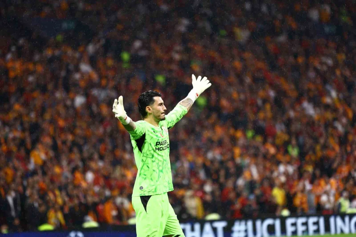 Galatasaray-Barcelona maçında ilk yarı 1-1 bitti
