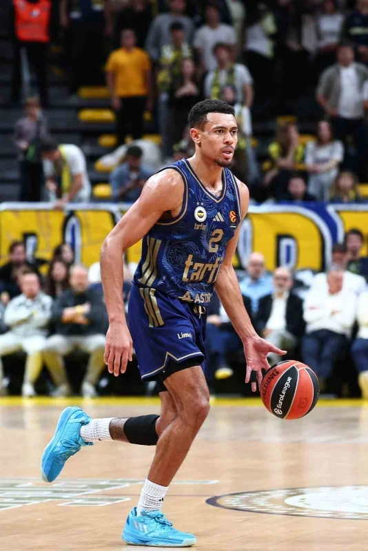 Fenerbahçe, Zalgiris Kaunas'ı 99-80 mağlup etti