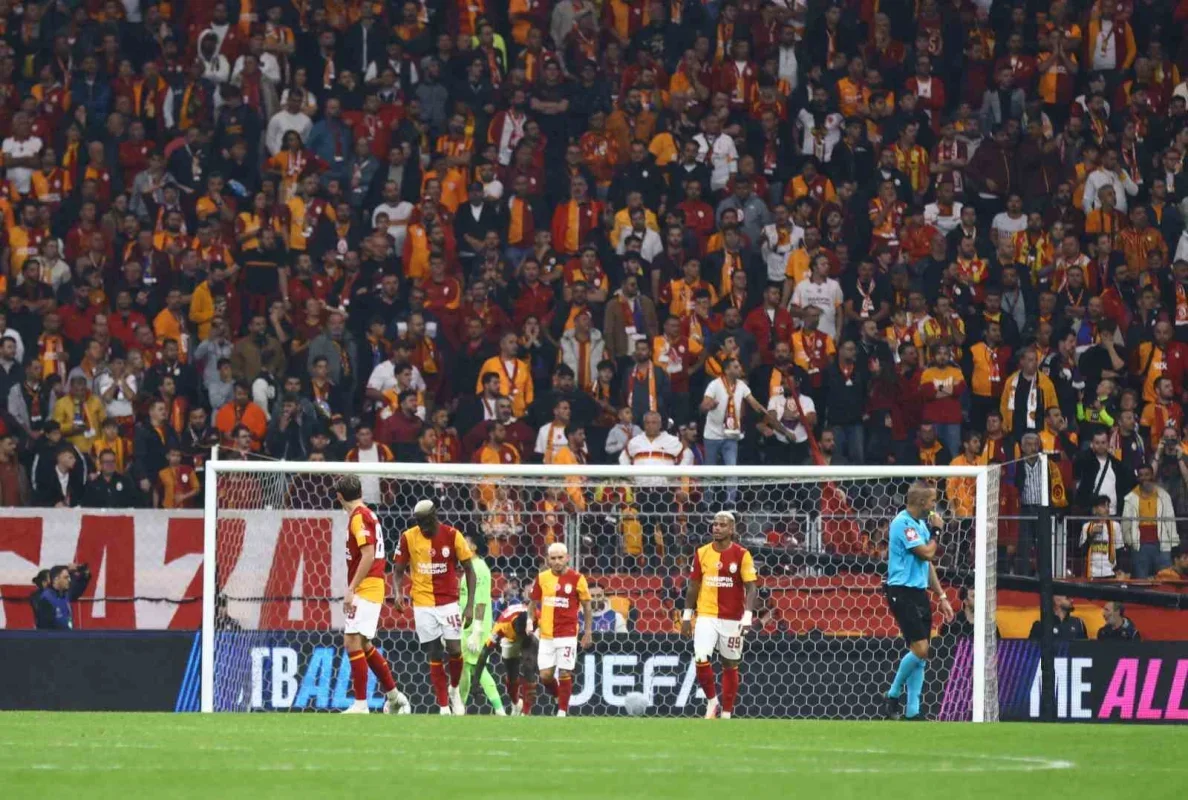 Galatasaray, Barcelona karşısında 4-1 mağlup oldu