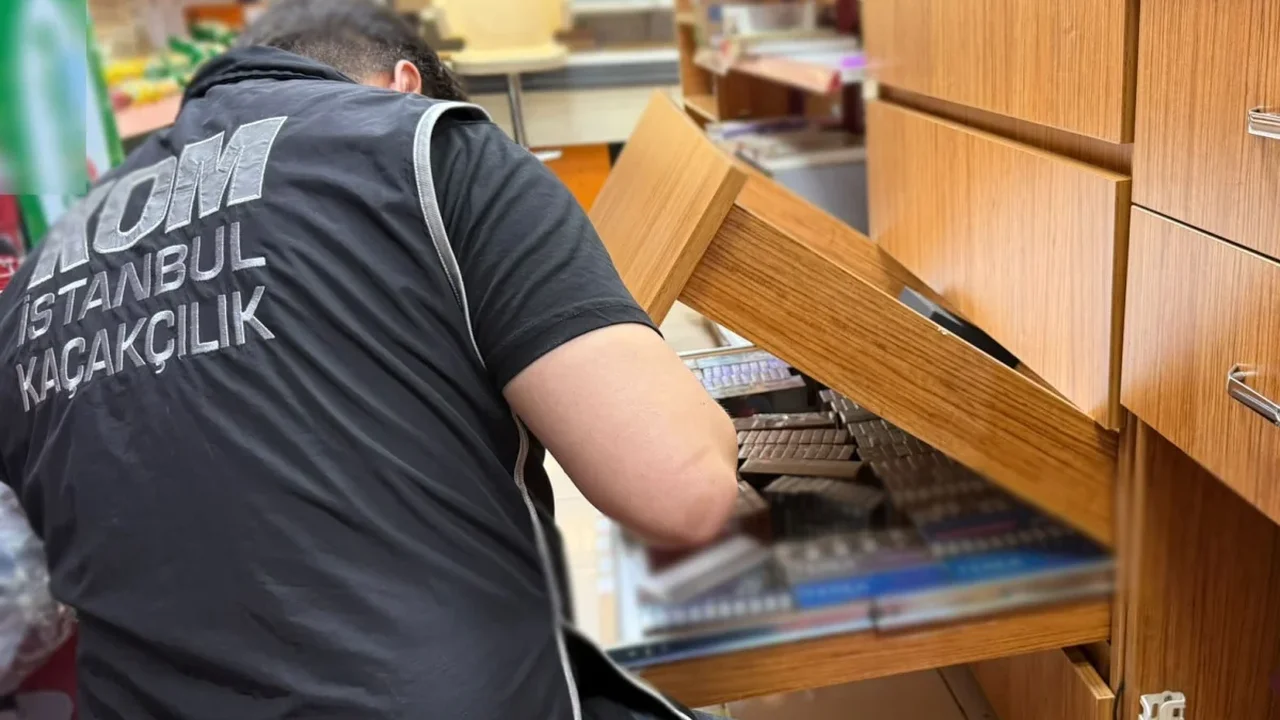 İstanbul'da kaçak alkol ve tütün operasyonu: 6 yakalandı
