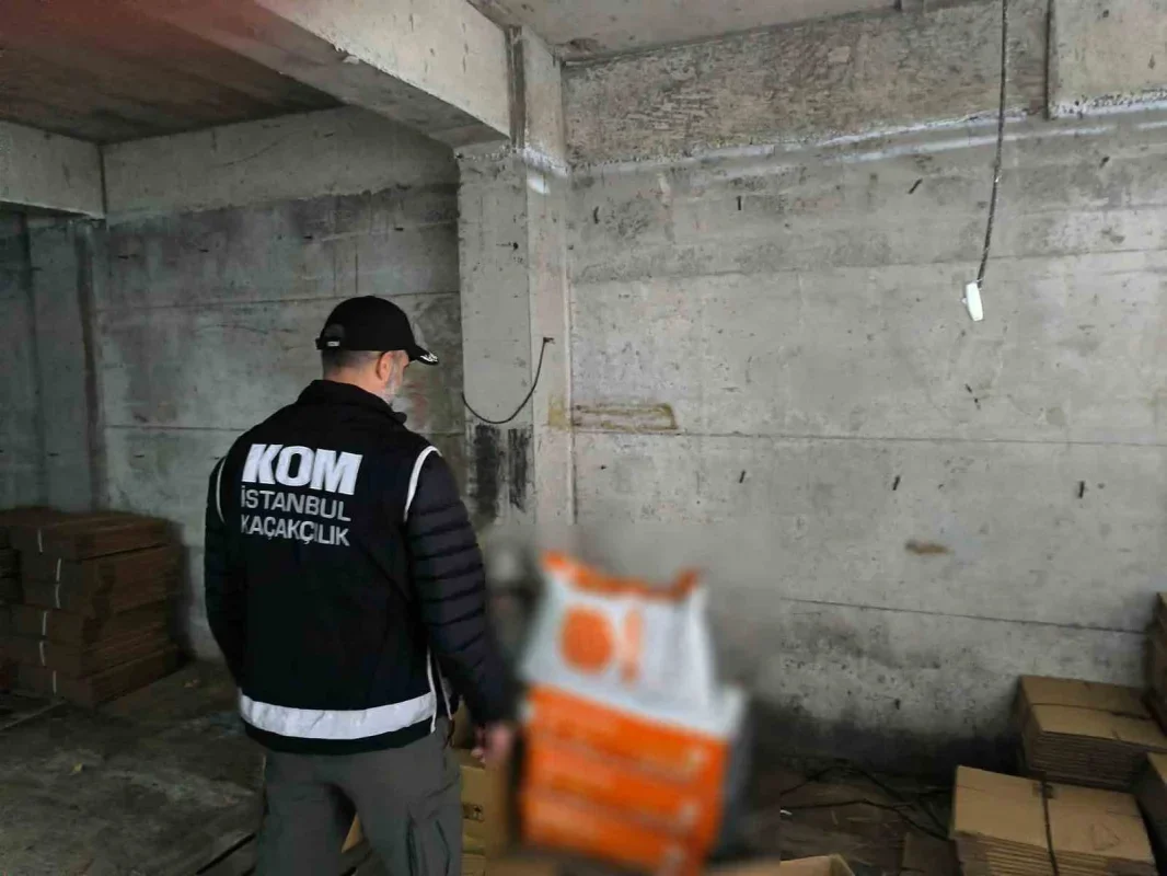 İstanbul'da kaçak alkol ve tütün operasyonu: 6 yakalandı