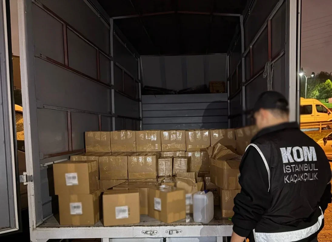İstanbul'da kaçak alkol ve tütün operasyonu: 6 yakalandı