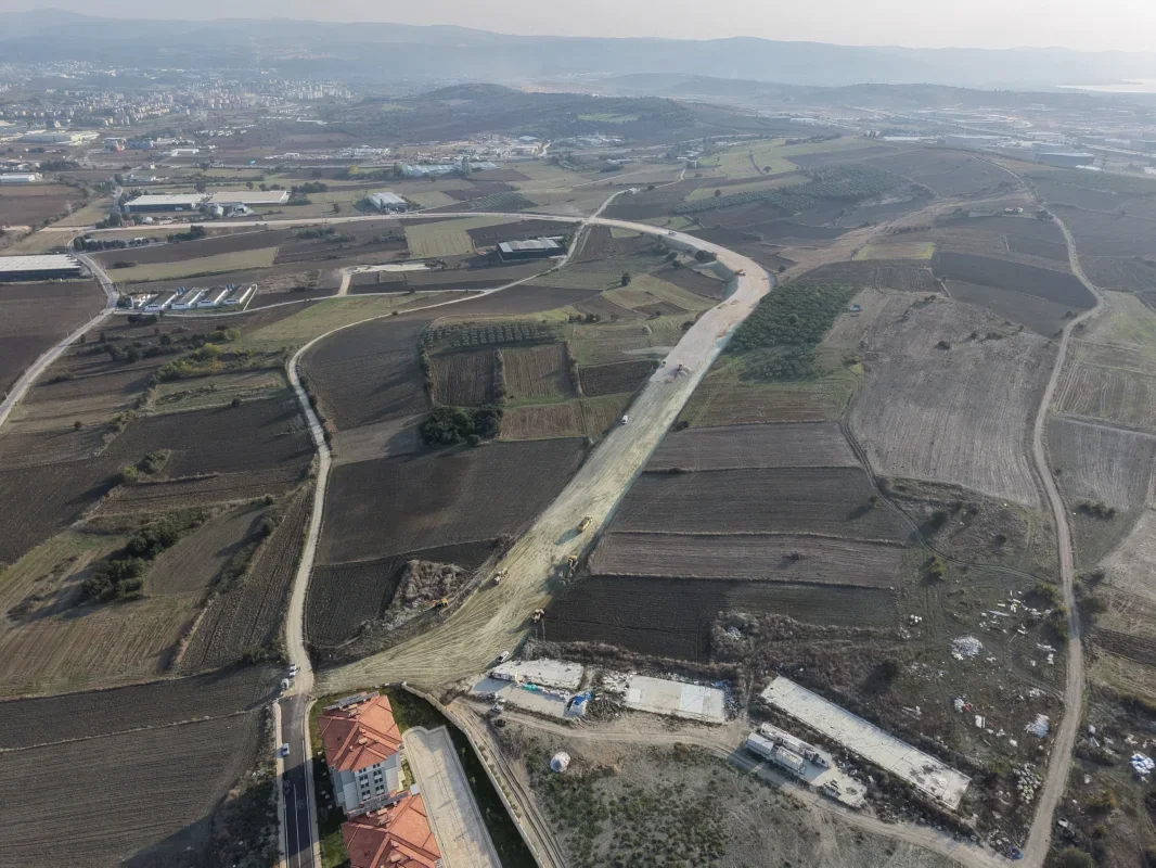 Nilüfer'de 3 mahalleyi bağlayacak yol çalışması sürüyor