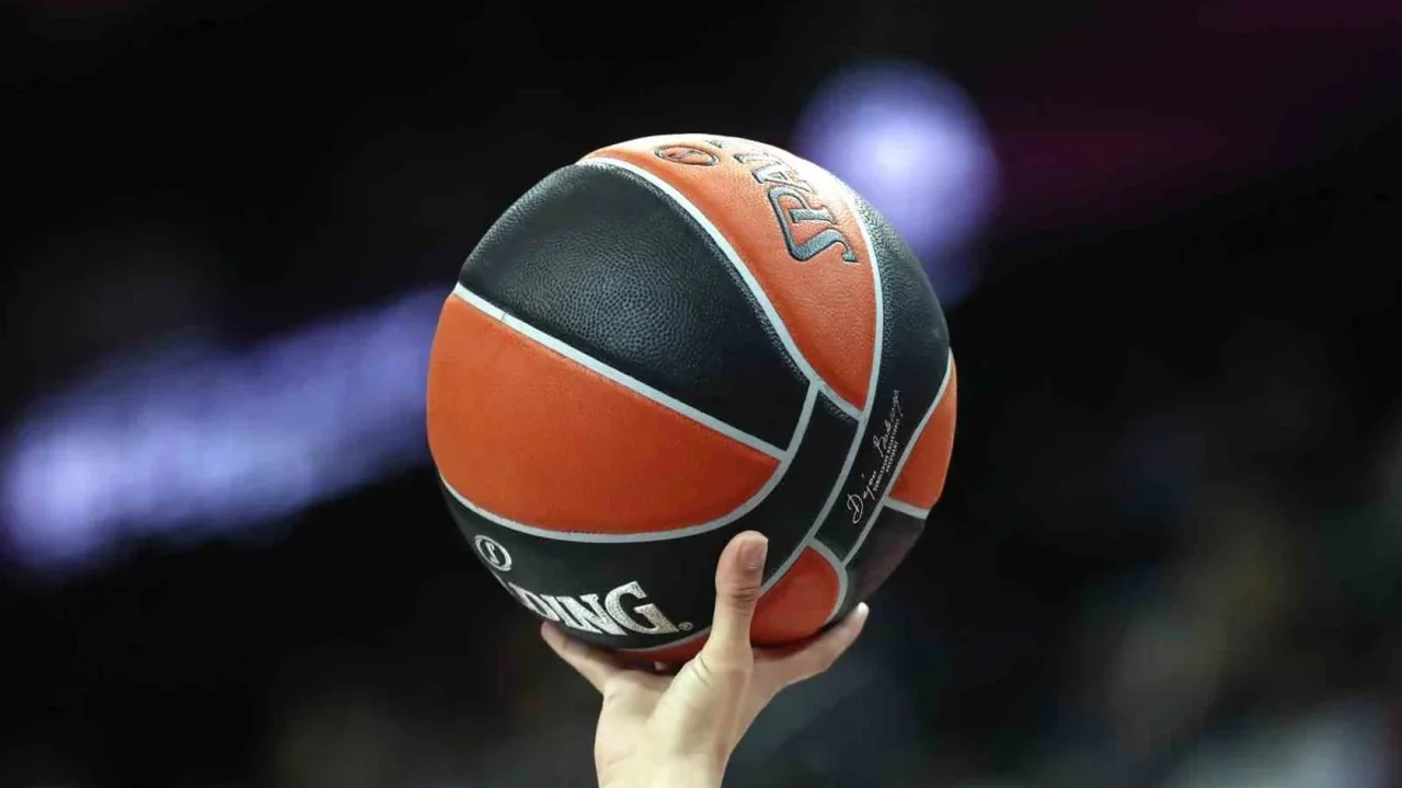 Fenerbahçe-Partizan maçı yarın saat 20.45'te