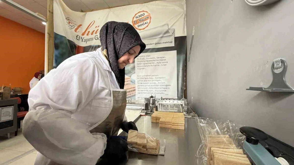 Sakarya'da 50 yıllık kalıplarla nostaljik gofret yapılıyor