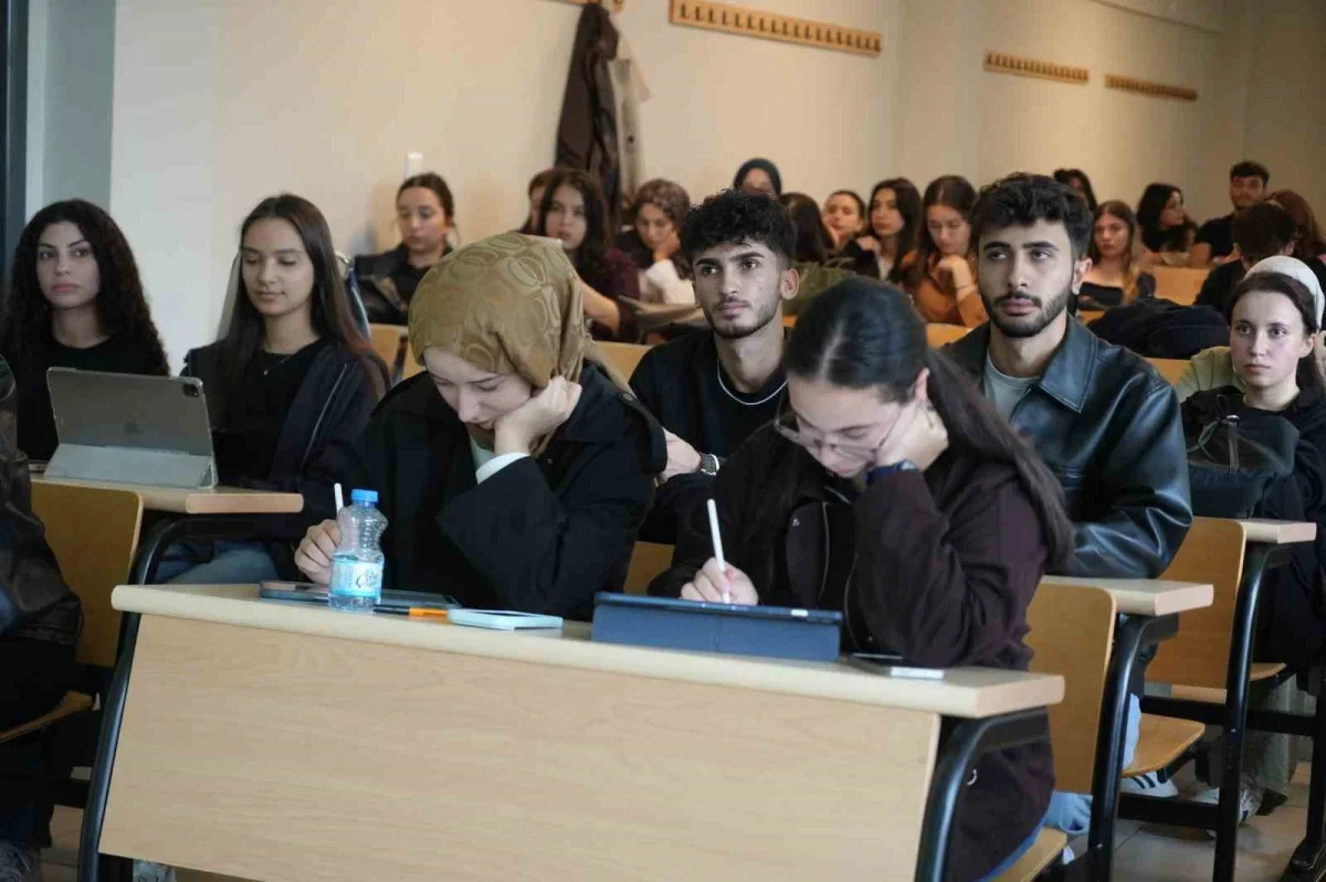 Üniversitelerde yeni eğitim modeli: Daha az ders, çok proje