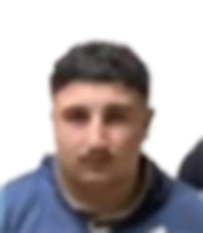 Başakşehir'de 7 kilo 765 gram skunk ve AK-47 bulundu
