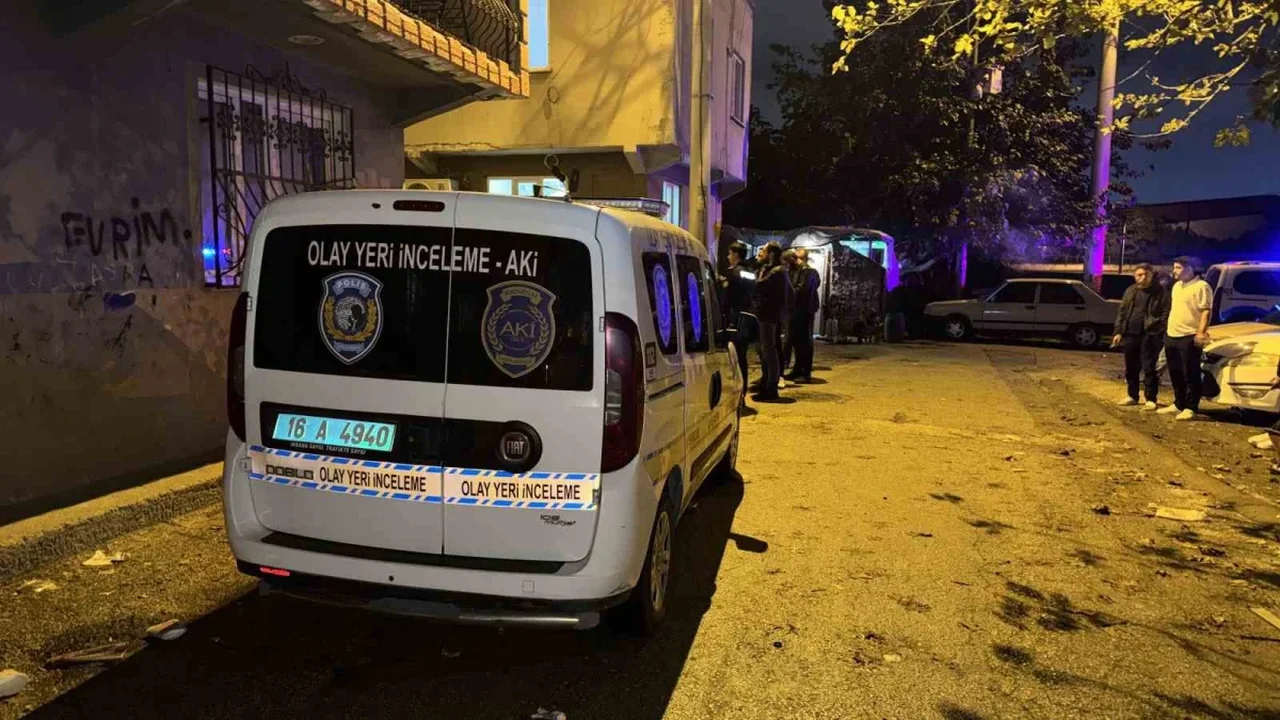 Bursa'da 15 yıl cezalısı için arkadaşı havaya ateş açtı