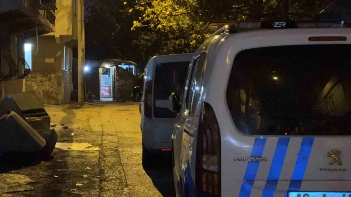 Bursa'da 15 yıl cezalısı için arkadaşı havaya ateş açtı