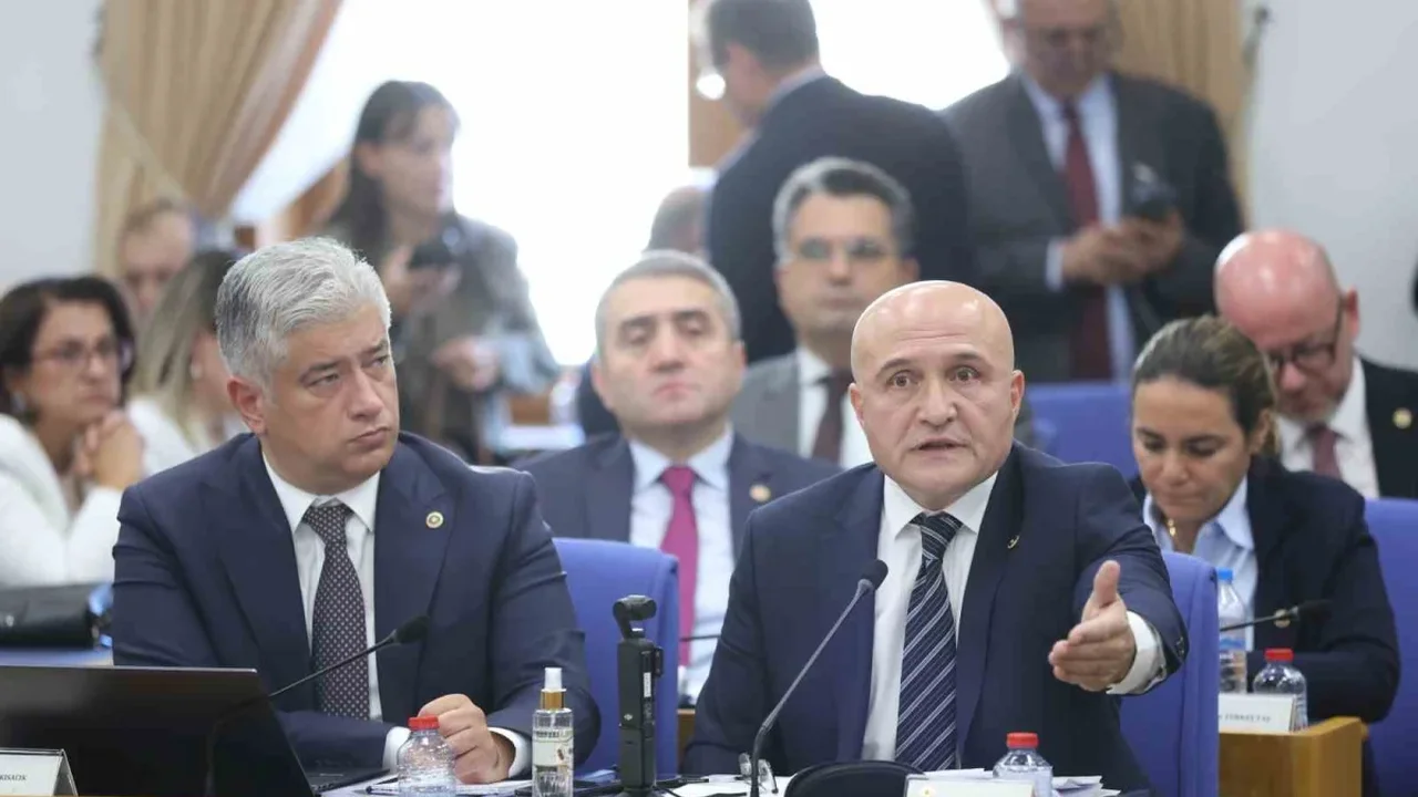 Yatırım fonu düzenlemesi komisyondan geçti: 1 milyon lira
