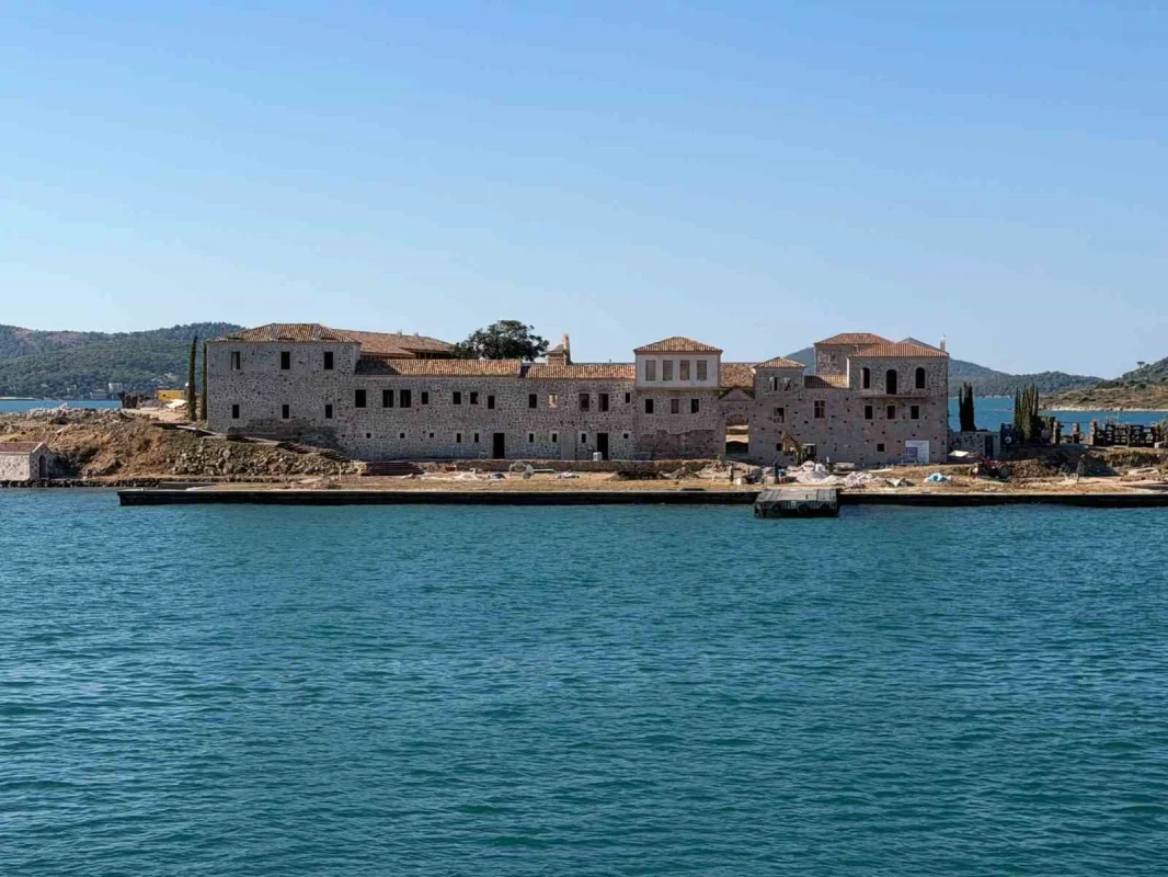 Tavuk Adası 2027 yazında sanat merkezine hazırlanıyor