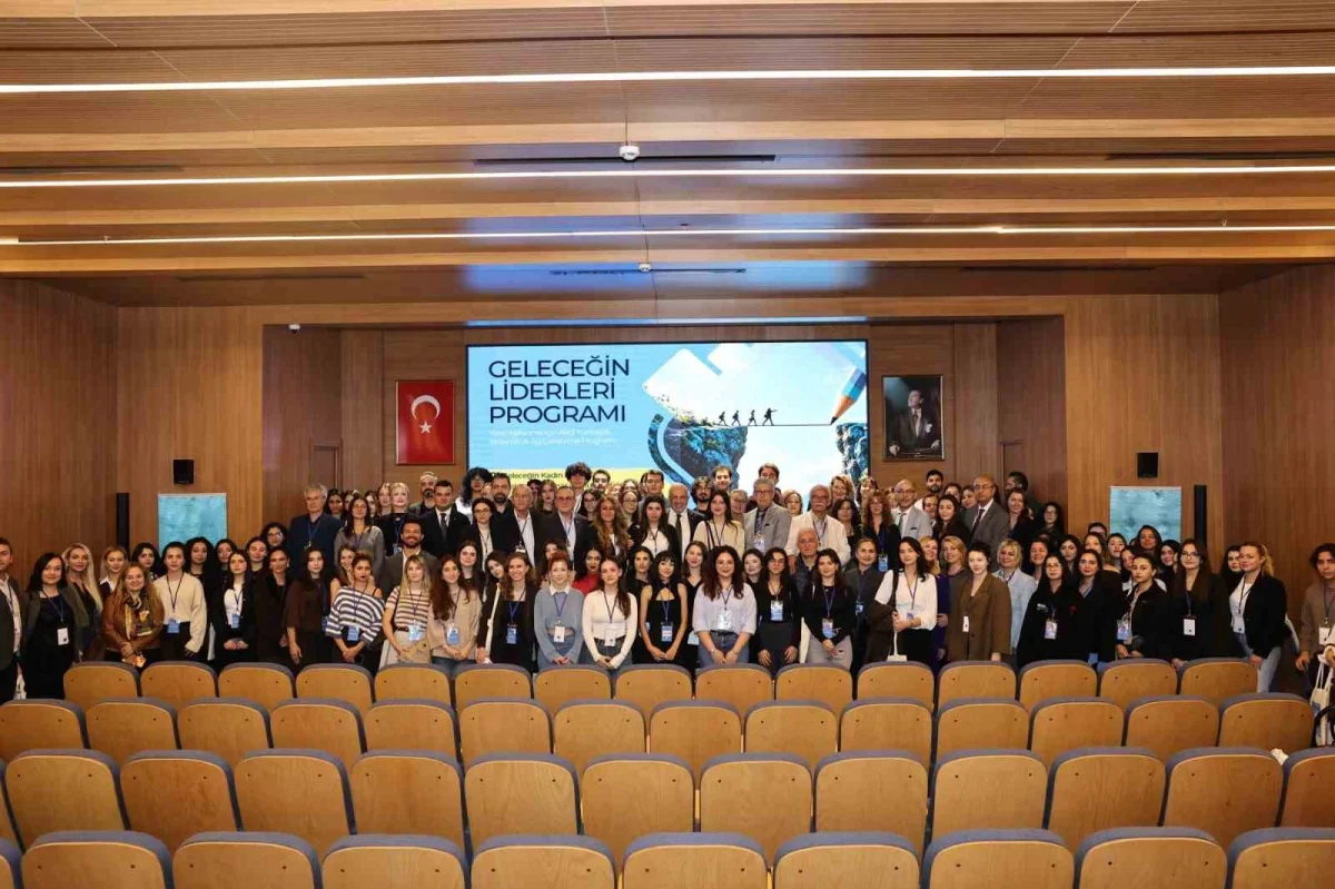 Nilüfer'de 90 genç için Geleceğin Liderleri başladı