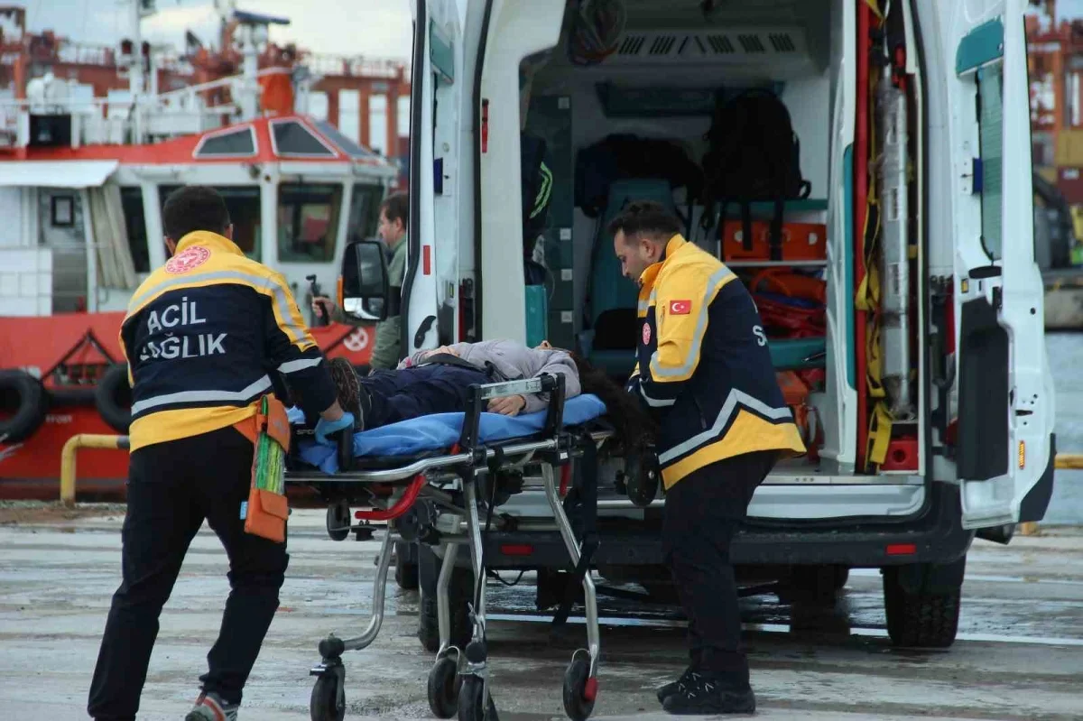 İzmir Alsancak Limanı'nda kimyasal sızıntı tatbikatı