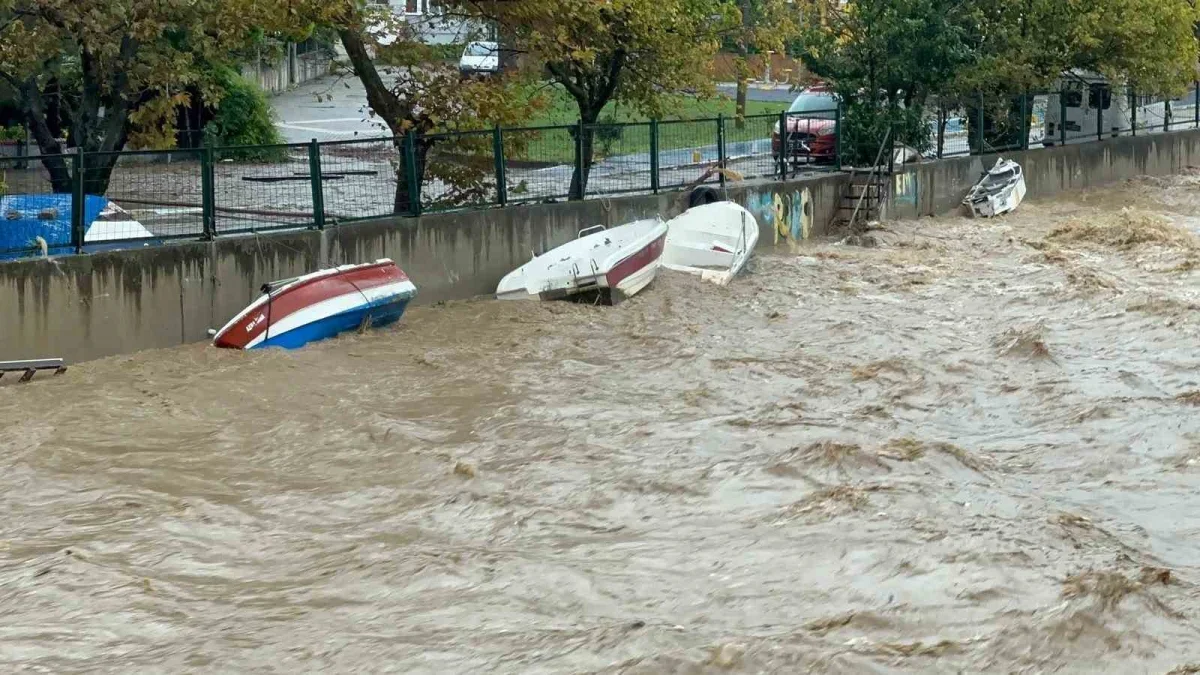 Yalova'da bir günde metrekareye 84 kilo yağış düştü