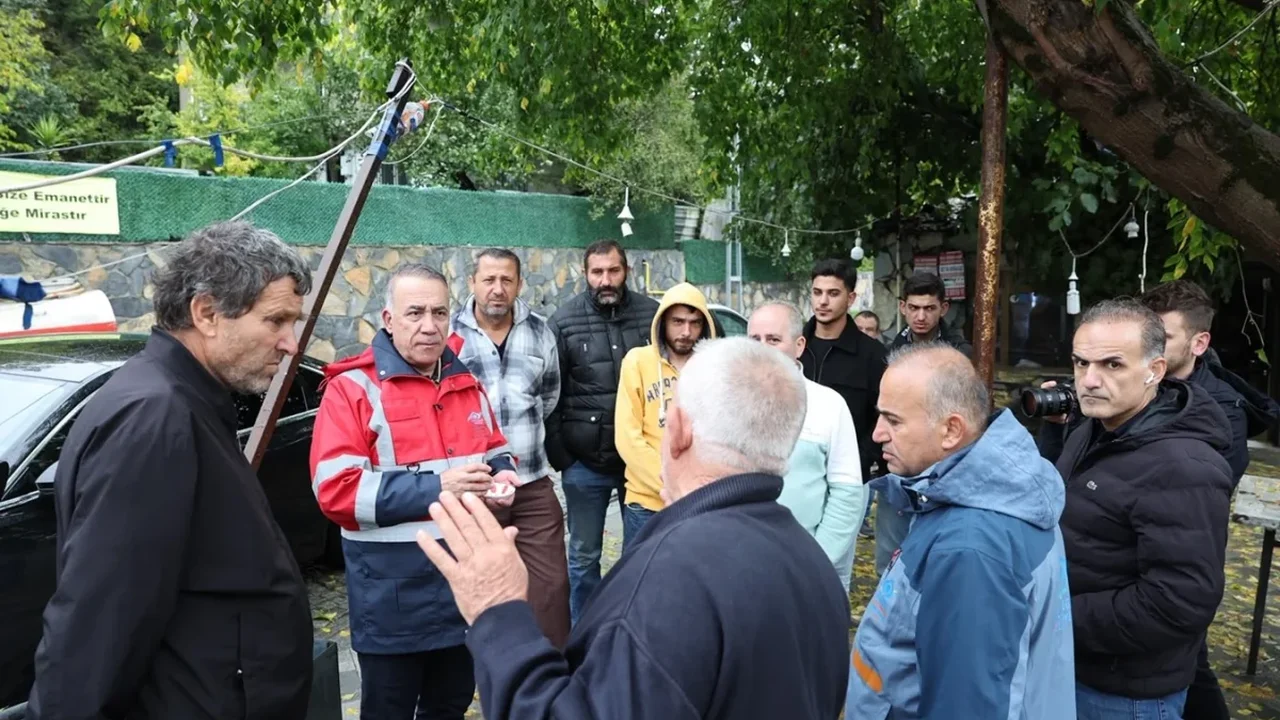 Sultangazi'de 376 personelle sağanakla mücadele