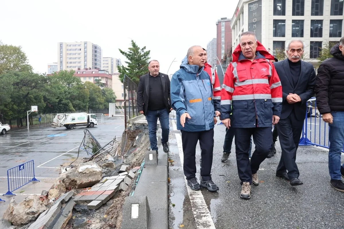 Sultangazi'de 376 personelle sağanakla mücadele
