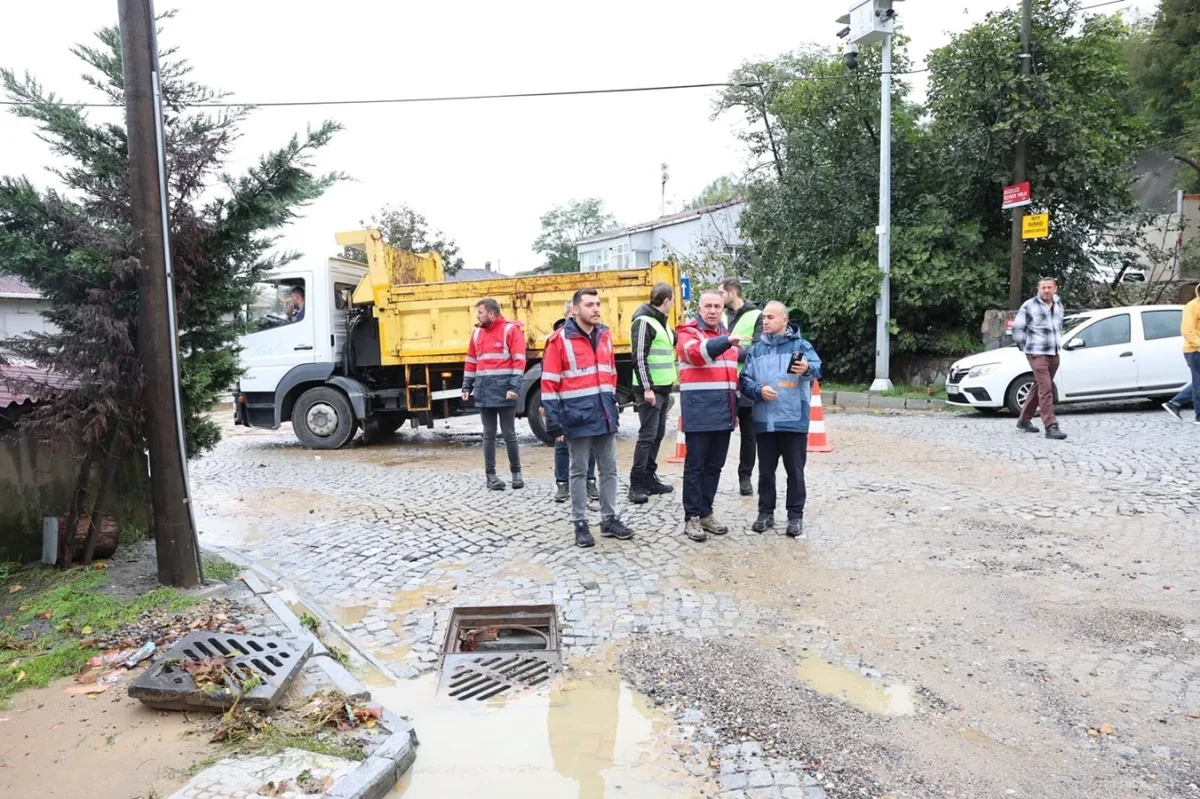 Sultangazi'de 376 personelle sağanakla mücadele