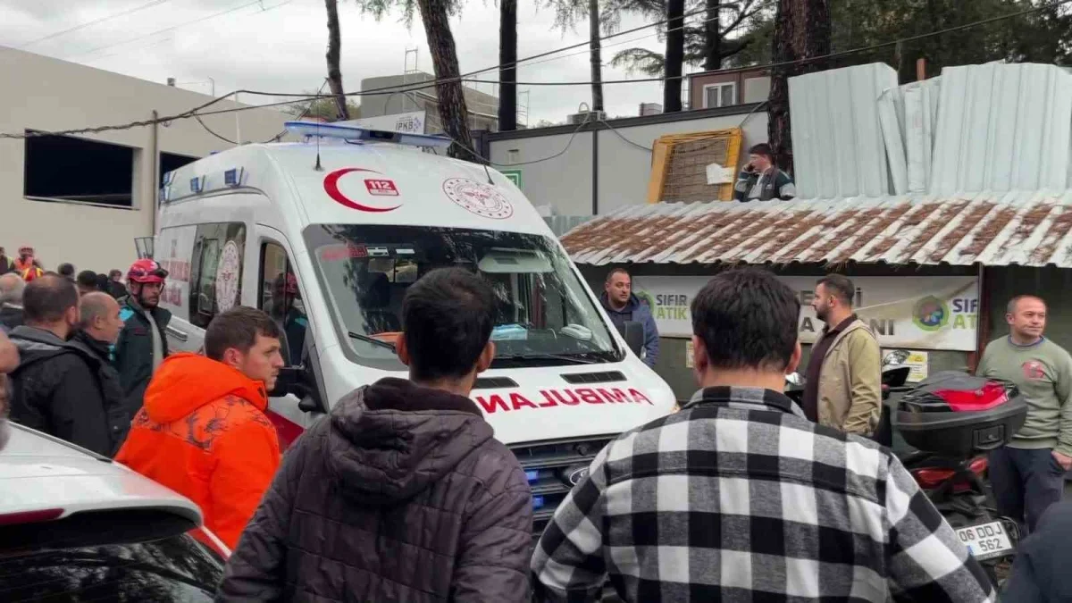 Beykoz'da okul inşaatında kuyuya düşen işçi öldü