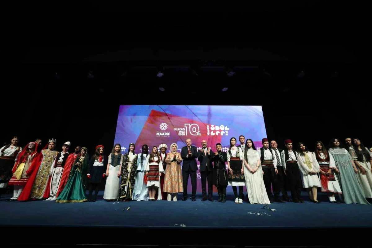 Erdoğan: Maarif Vakfı 66 ülkede 75 bin öğrenciye ulaştı