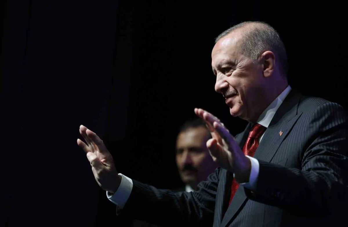 Erdoğan: Maarif Vakfı 66 ülkede 75 bin öğrenciye ulaştı