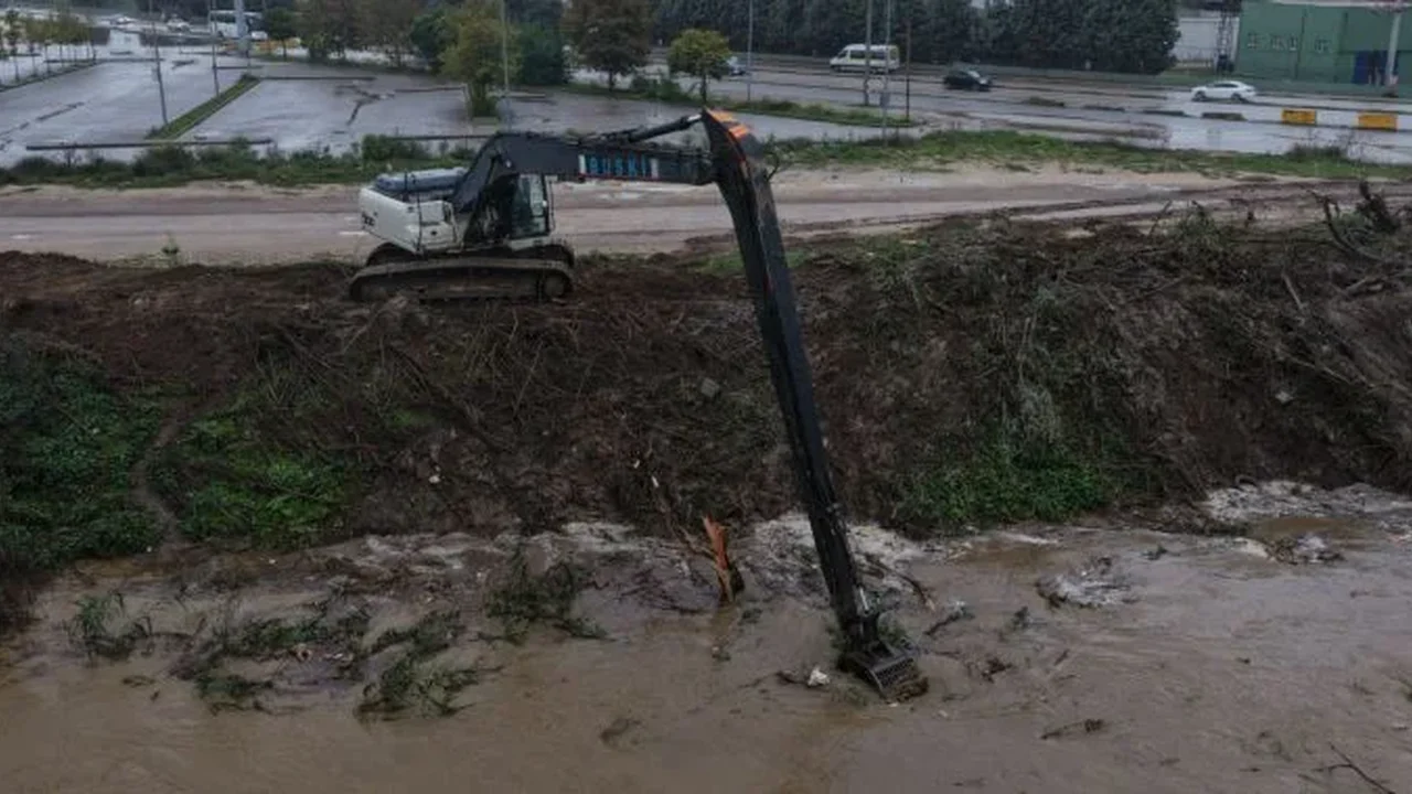 Bursa'da kuvvetli yağışta 645 olaya müdahale edildi