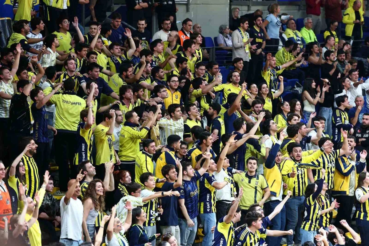 EuroLeague'de Fenerbahçe, Partizan'ı 74-65 yendi