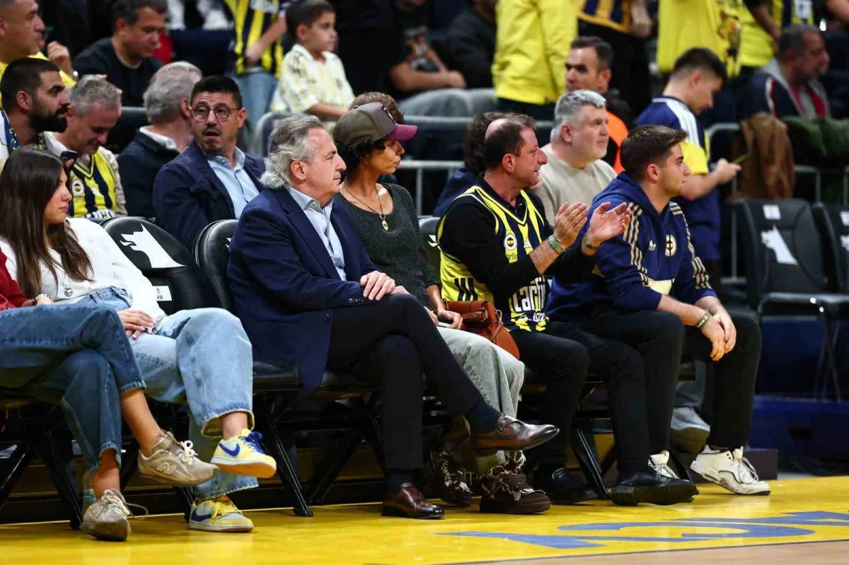 EuroLeague'de Fenerbahçe, Partizan'ı 74-65 yendi