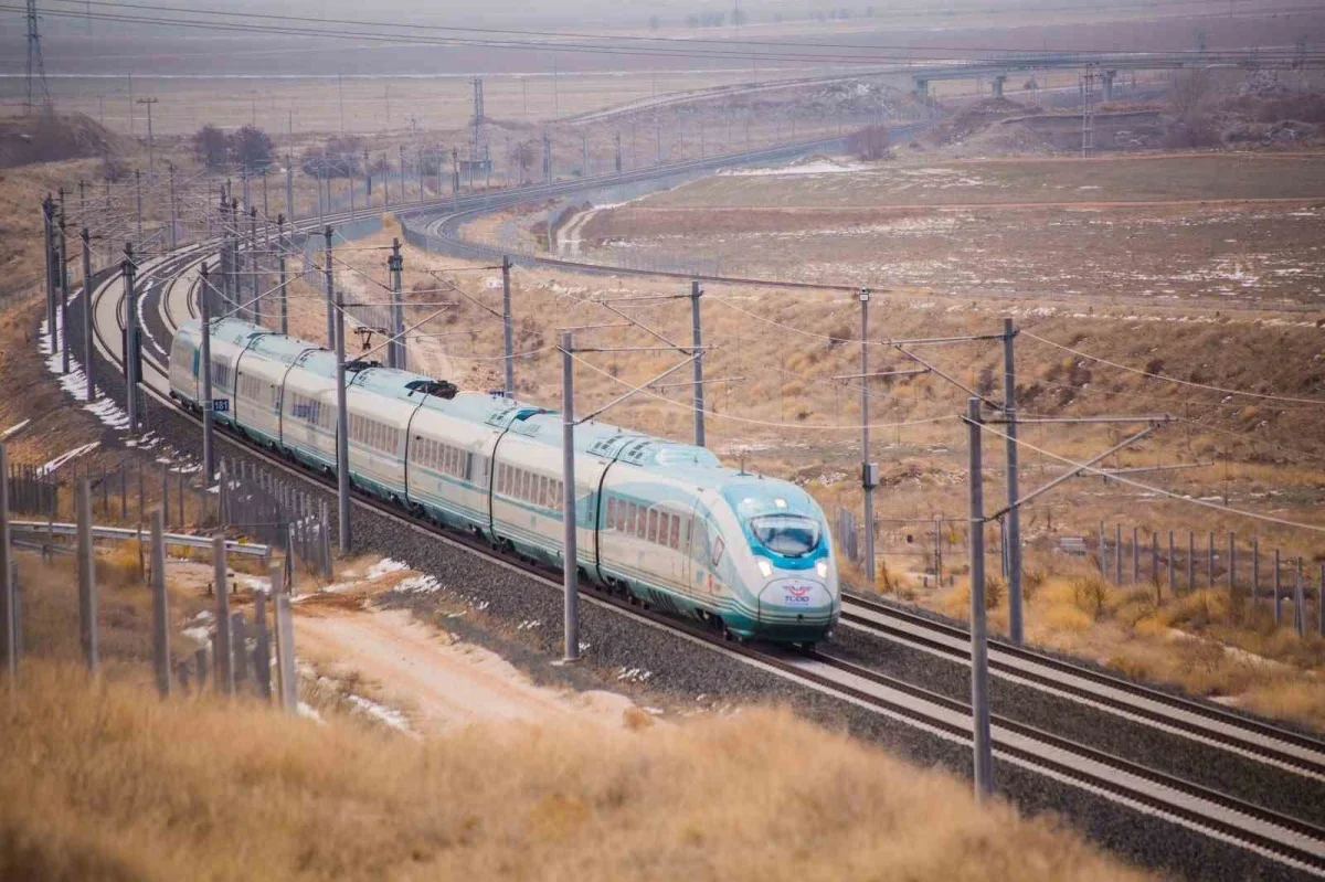 Ücretsiz tren bileti için kimlikle doğrulama başlıyor