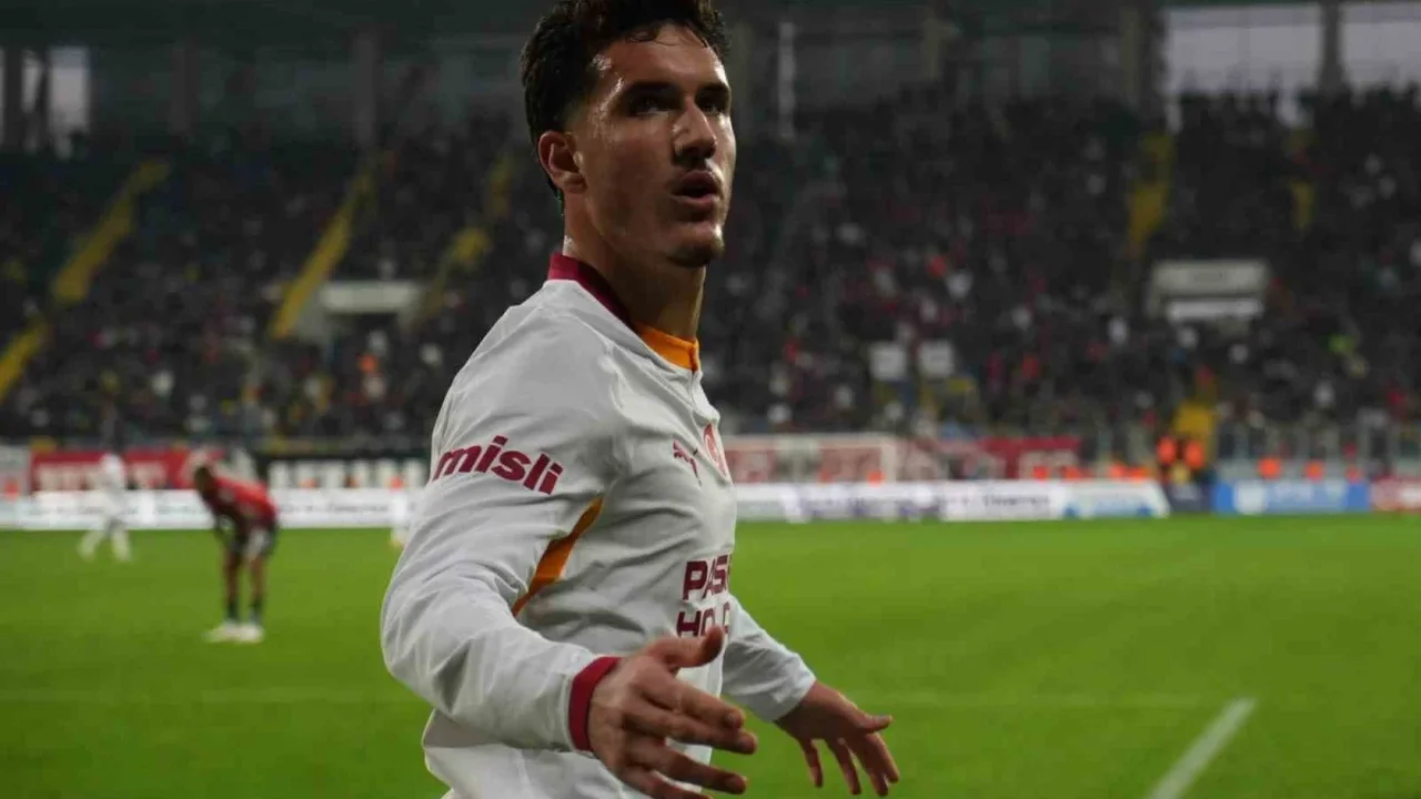 Galatasaray, Gençlerbirliği'ni 1-0 yenerek lider kaldı