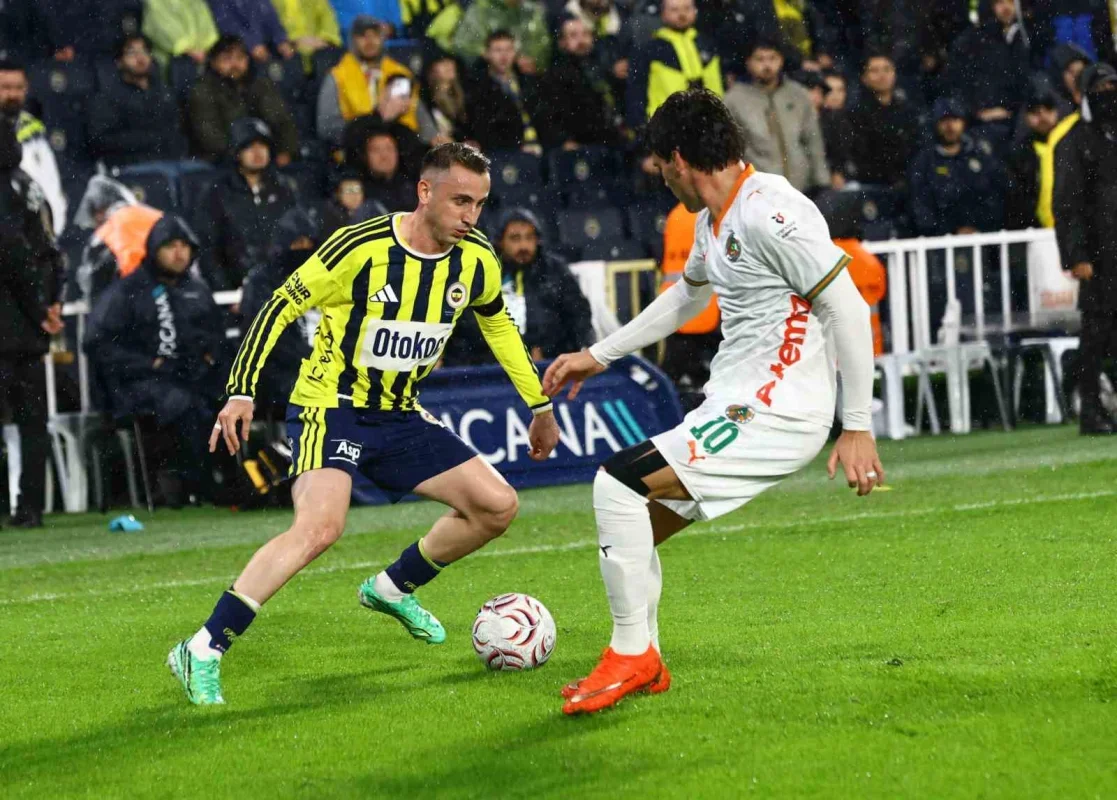 Fenerbahçe, Alanyaspor karşısında 3-0 kazandı