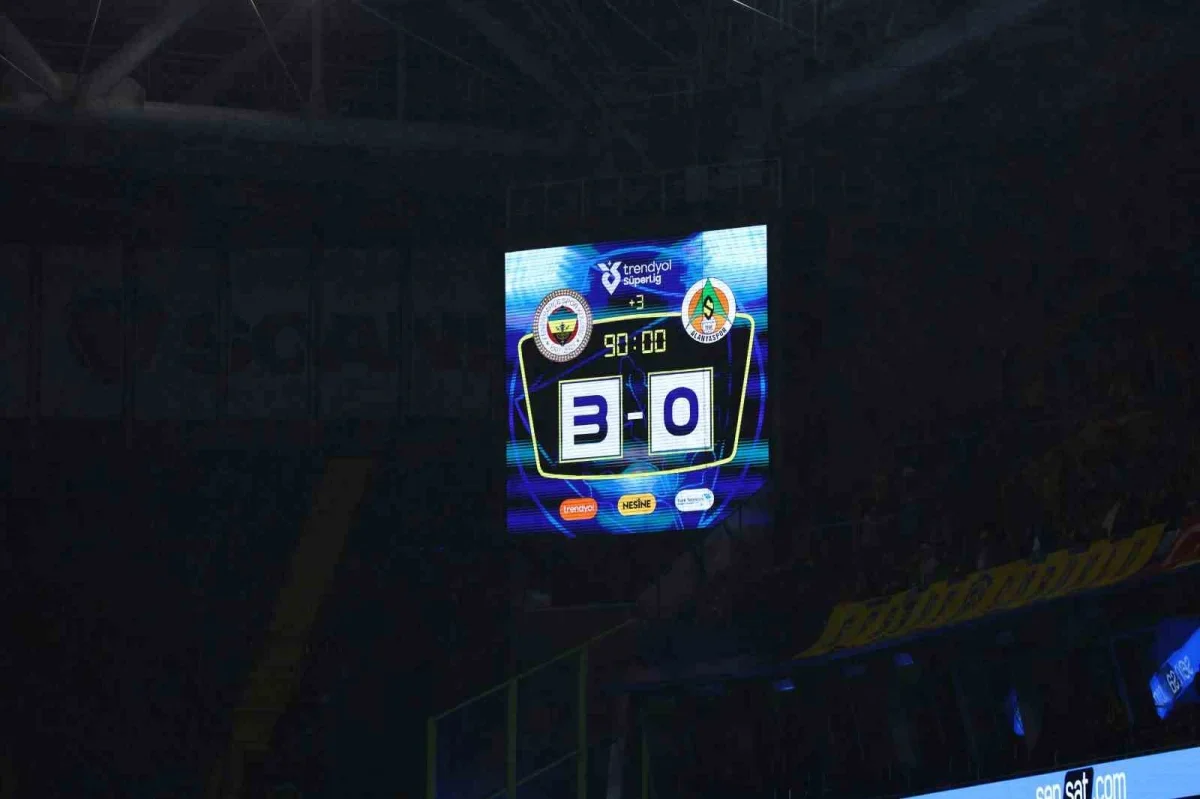 Fenerbahçe, Alanyaspor karşısında 3-0 kazandı