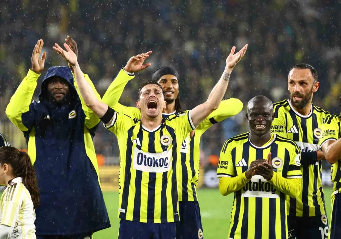 Fenerbahçe, Alanyaspor karşısında 3-0 kazandı