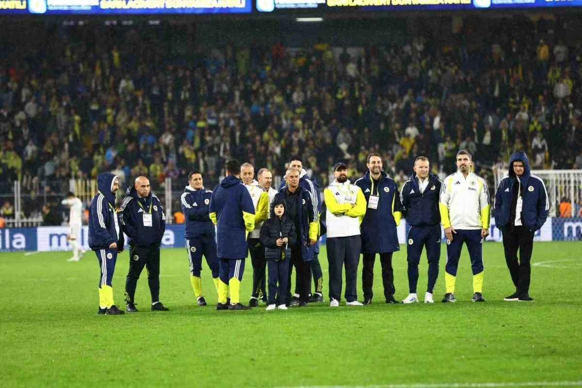 Fenerbahçe, Alanyaspor karşısında 3-0 kazandı