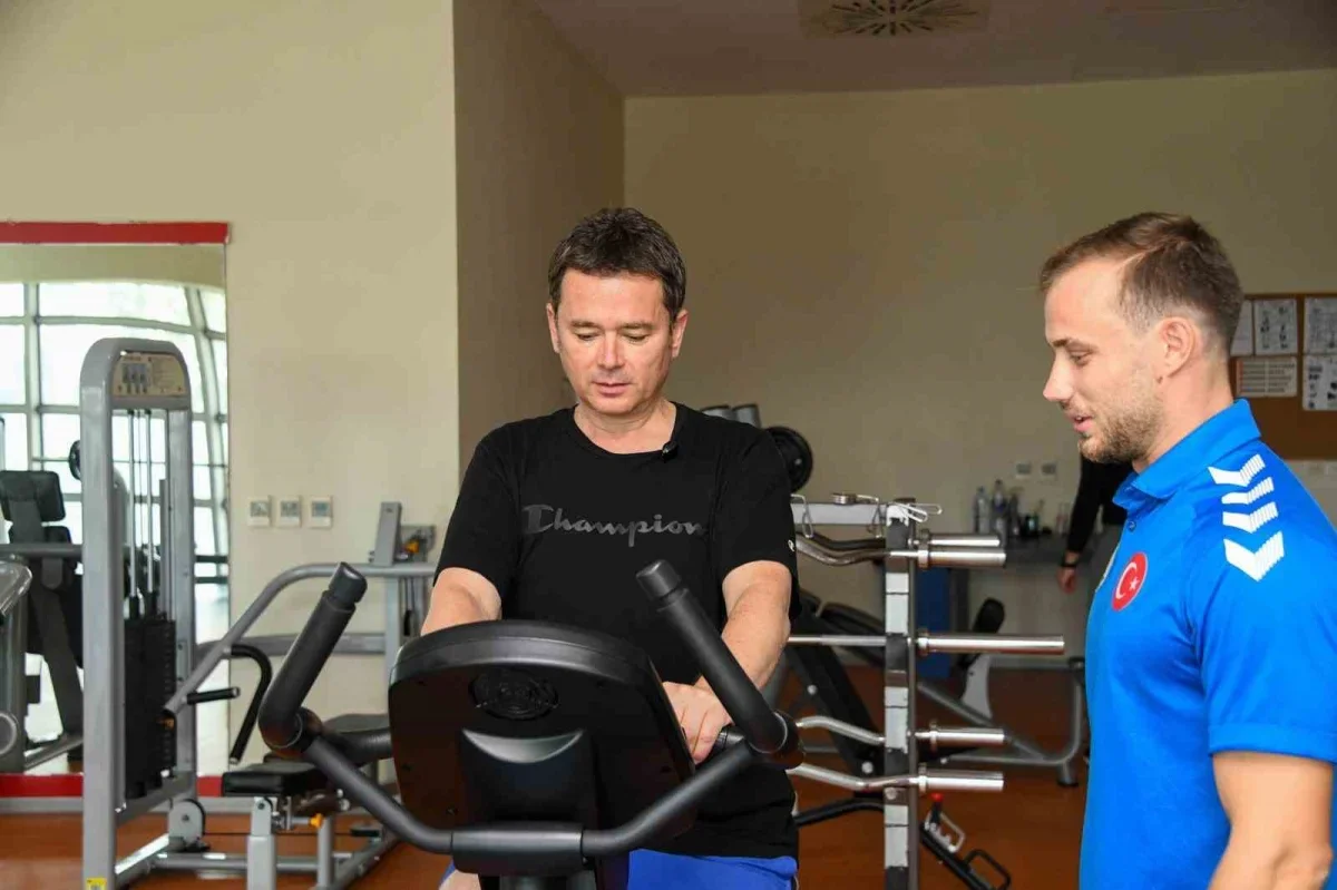 Osmangazi'de Sporun Kalbi uygulamasıyla kayıtlar 7/24