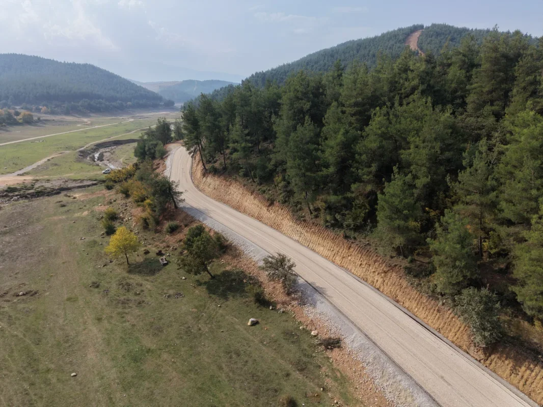 Osmangazi'de 3 mahallede 10 kilometrelik yol yenilendi