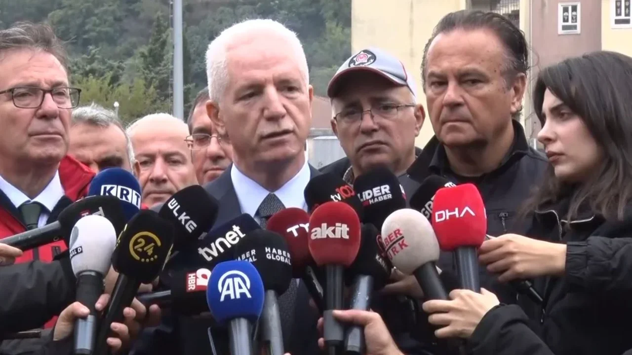 Vali Gül: Şişli konserindeki ölümler uyuşturucu kaynaklı