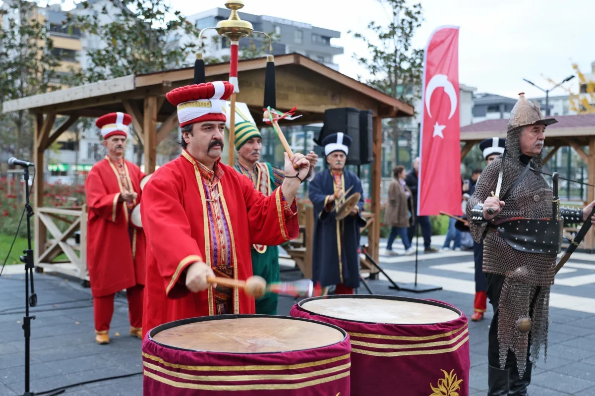 Bursa'da 9 mehter takımı fetih etkinliklerinde buluştu