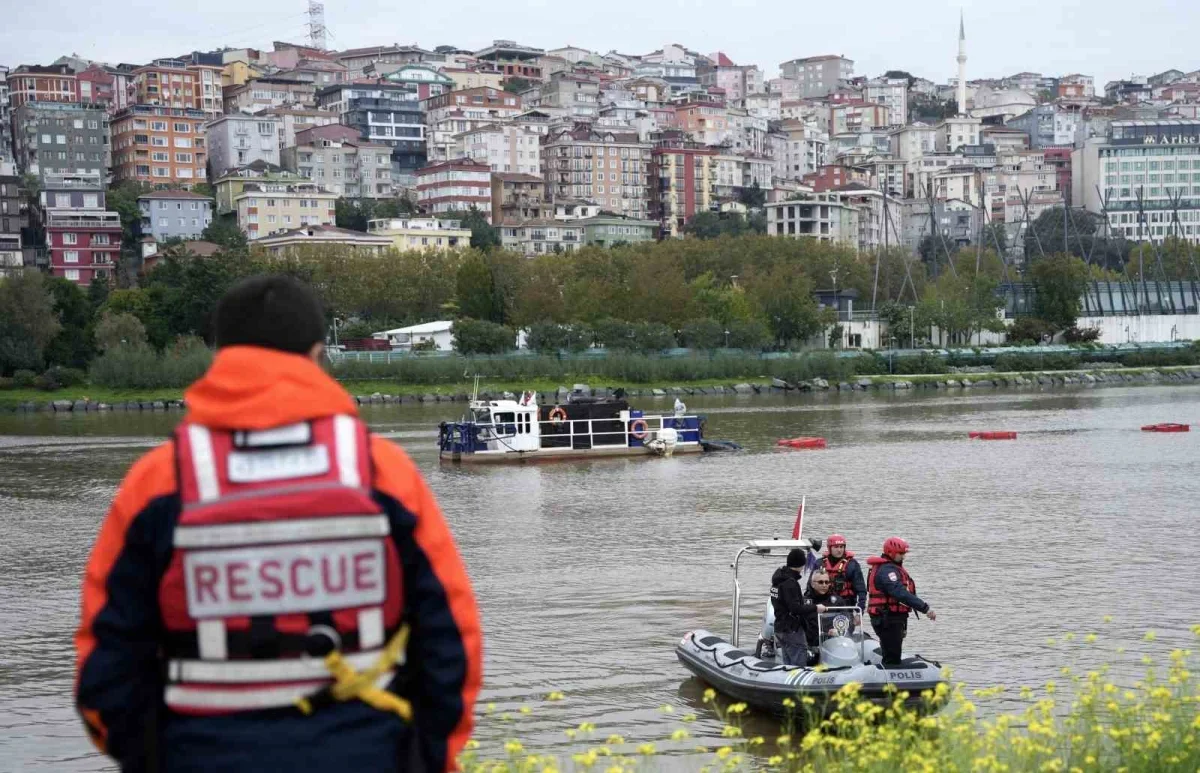 Ahmet Derin için Haliç'te arama çalışmaları sürüyor