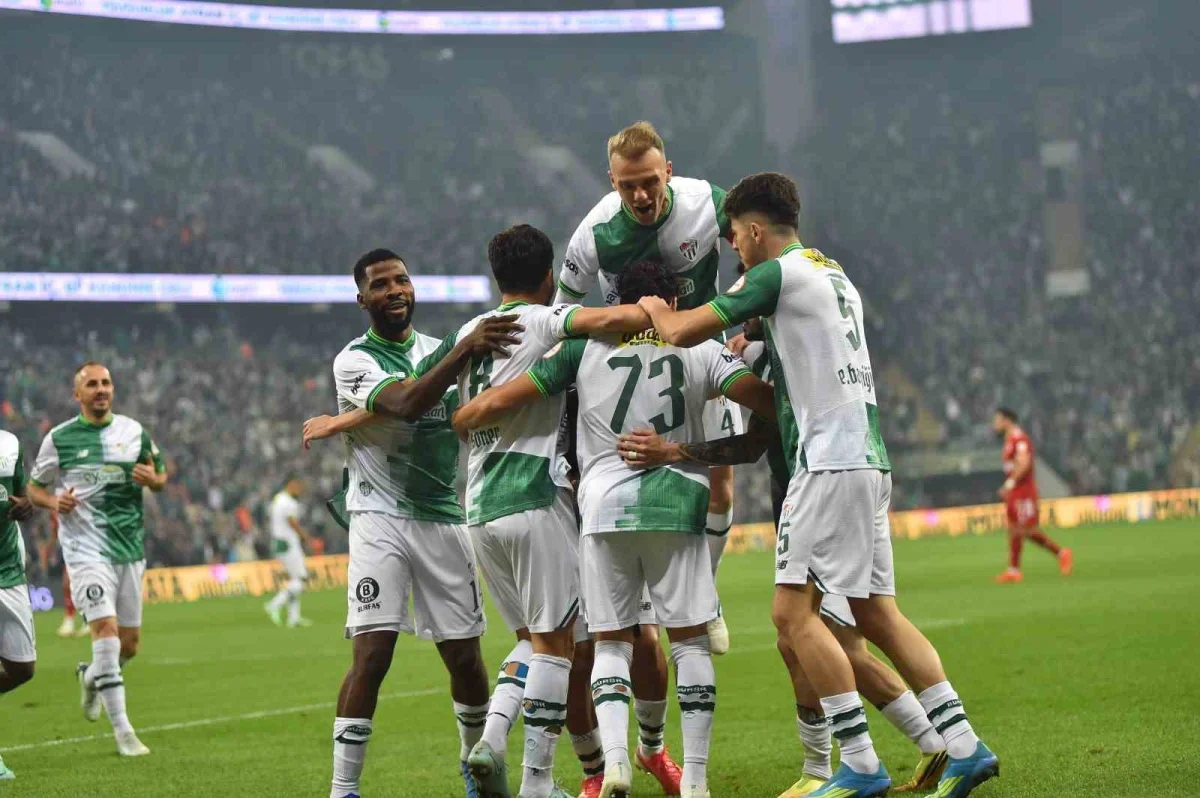 Bursaspor sahasında Pendikspor'u 2-0 mağlup etti